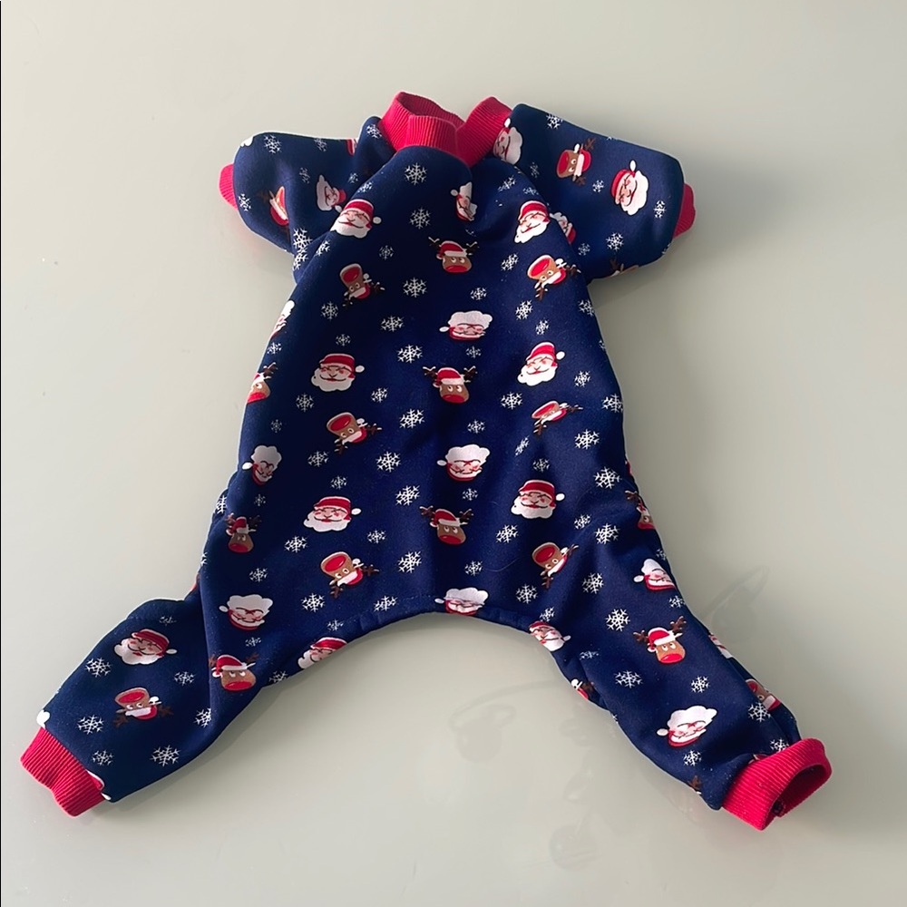 💚3/$10  Warm Dog onesie. Size Medium